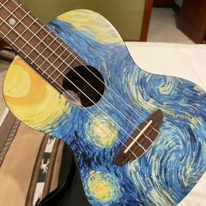 Luna Starry Night ukulele